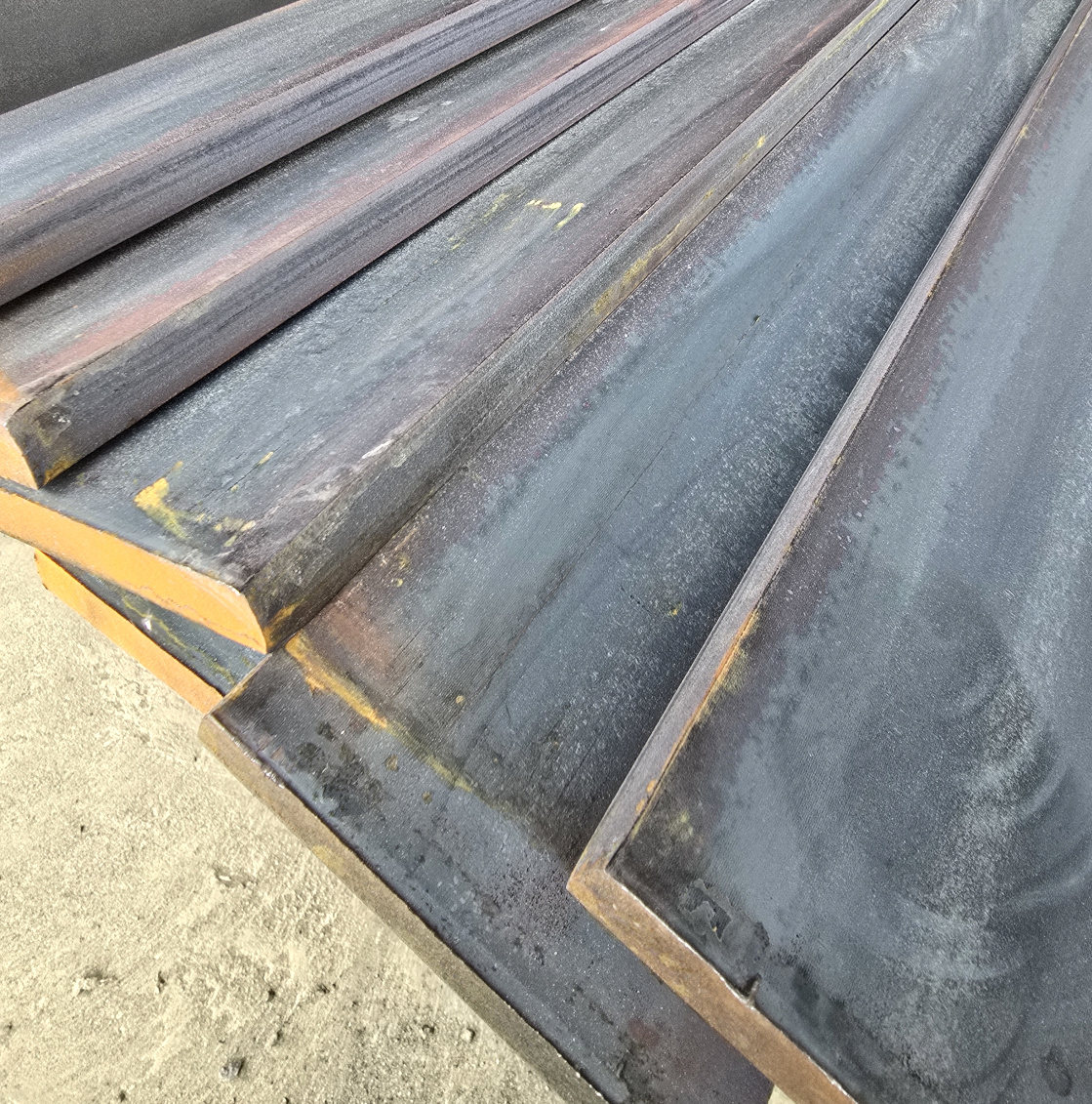 100x15 Lattateräs S355