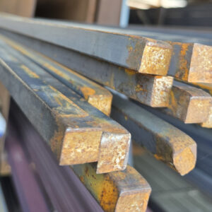 Tasoritilä 34x38 silmäkoko / 40x4 mm kantava latta