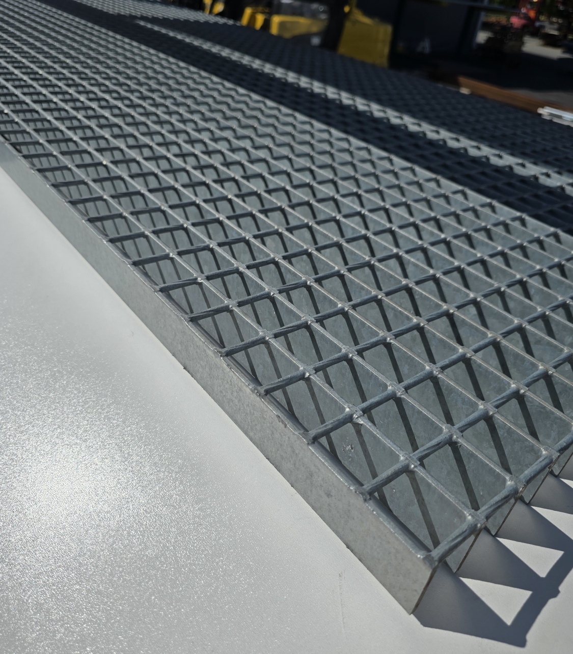 Tasoritilä 34x38 silmäkoko / 40x4 mm kantava latta - Image 2