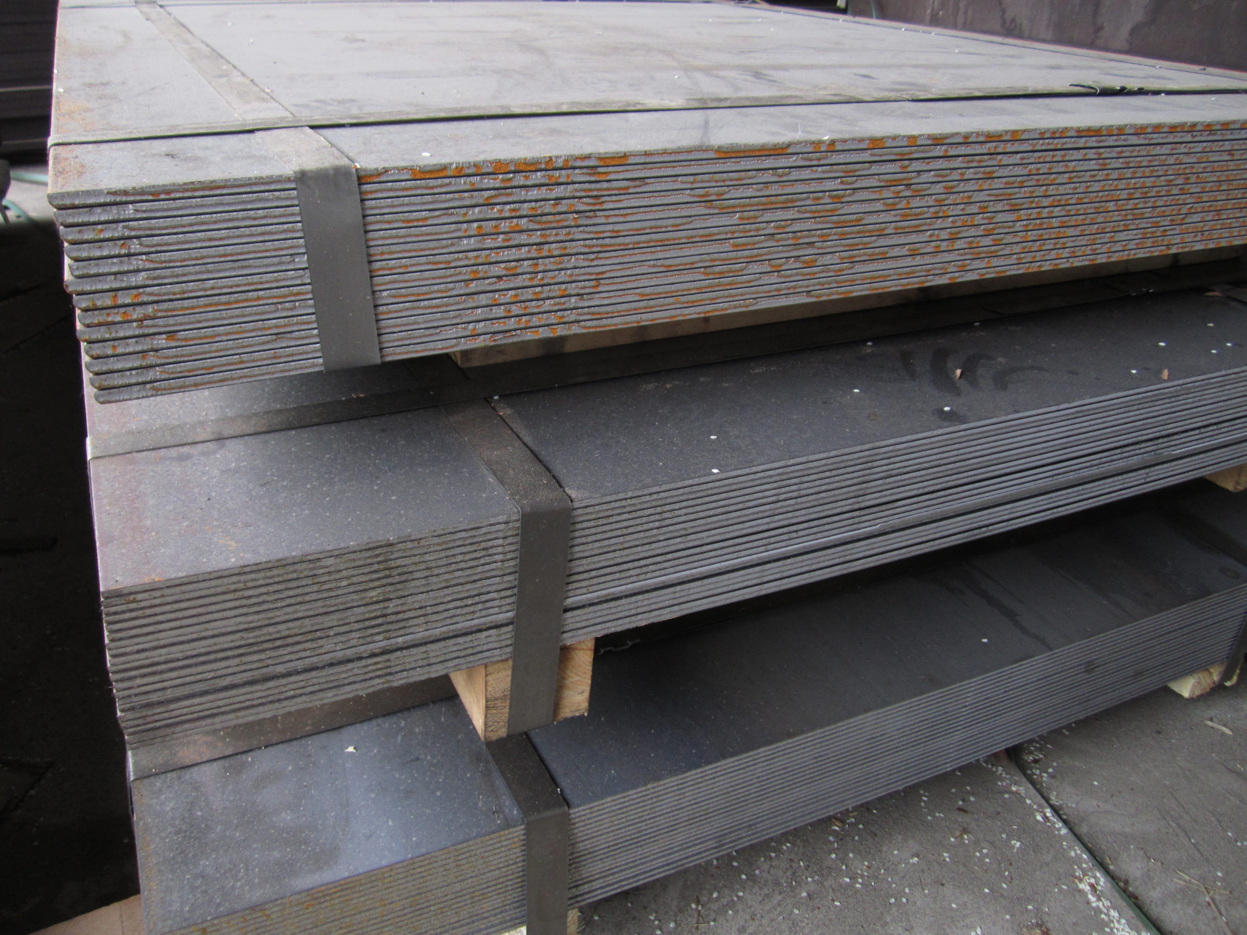 8x1250x2500 Teräslevy s235