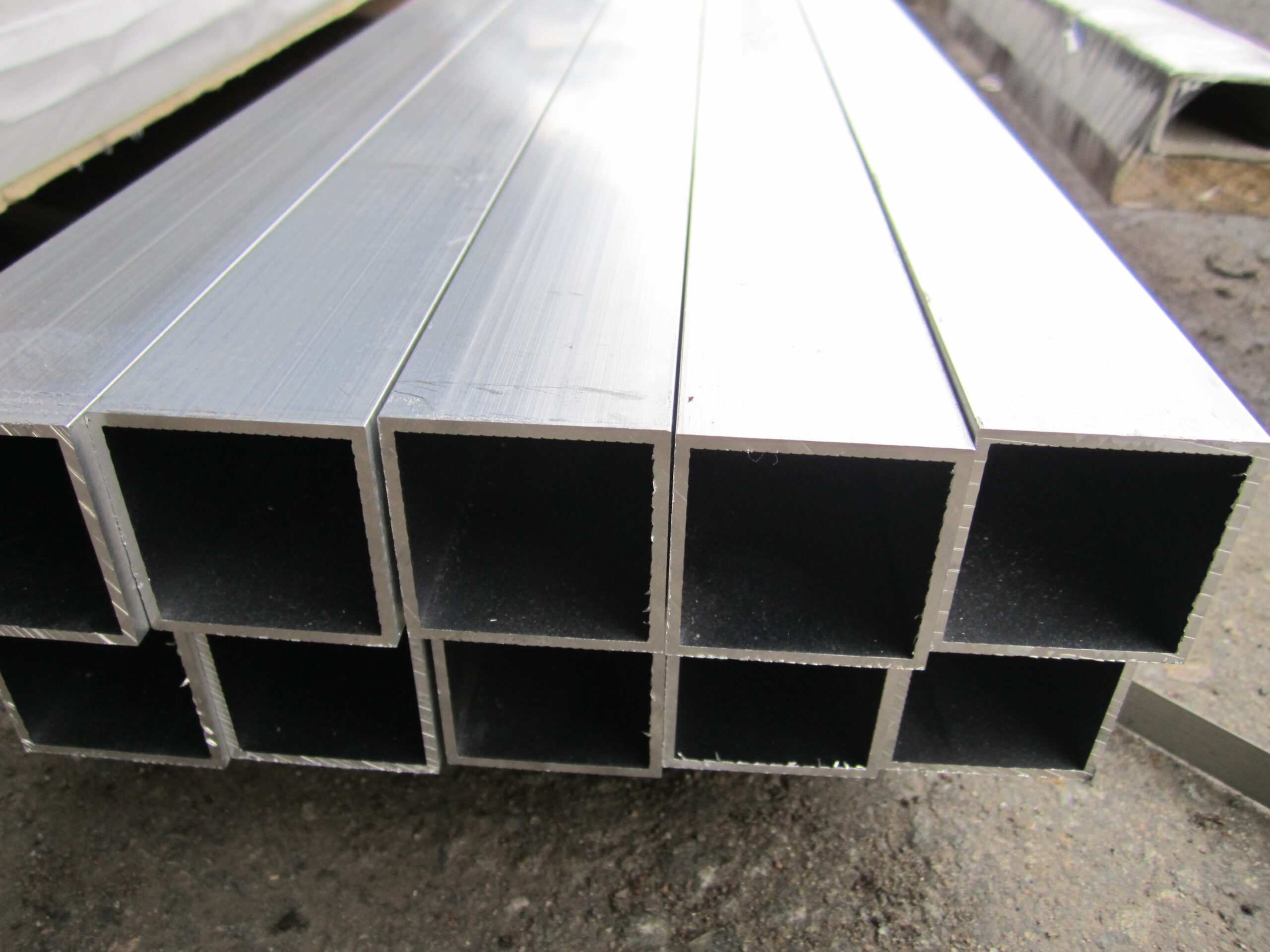 40x40x2 Neliöputki alumiini aw6060