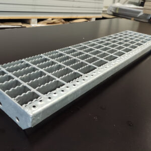 Ritiläaskelmat 1000×230 mm