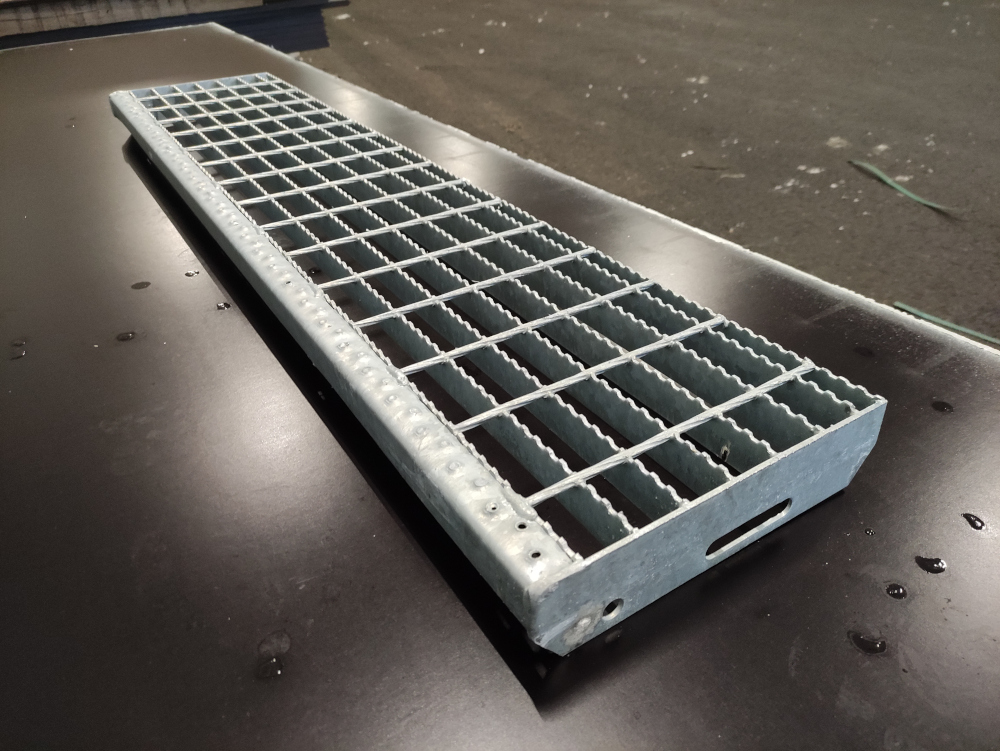 Ritiläaskelmat 1200x260 mm