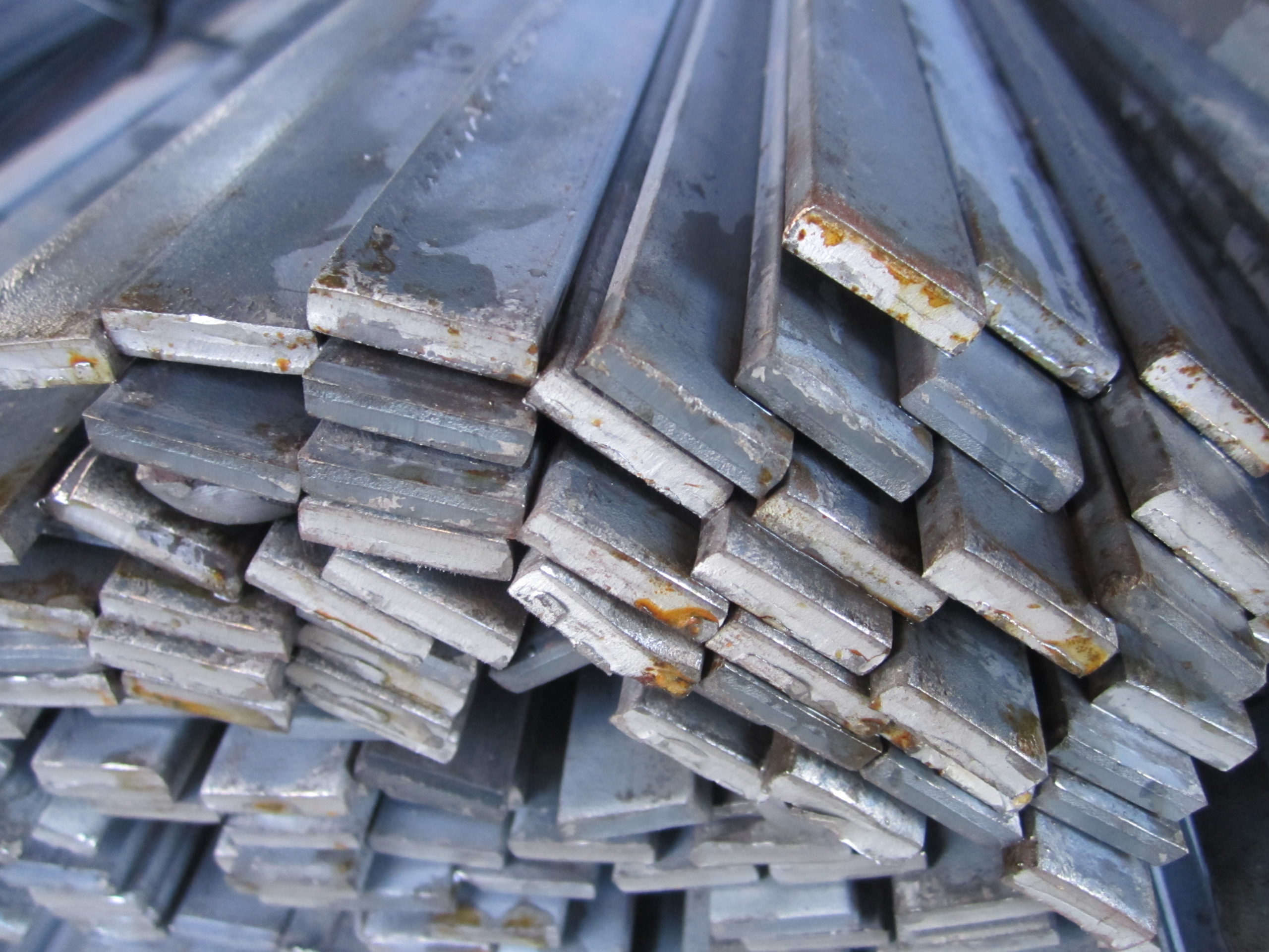 20x5 Lattateräs S235