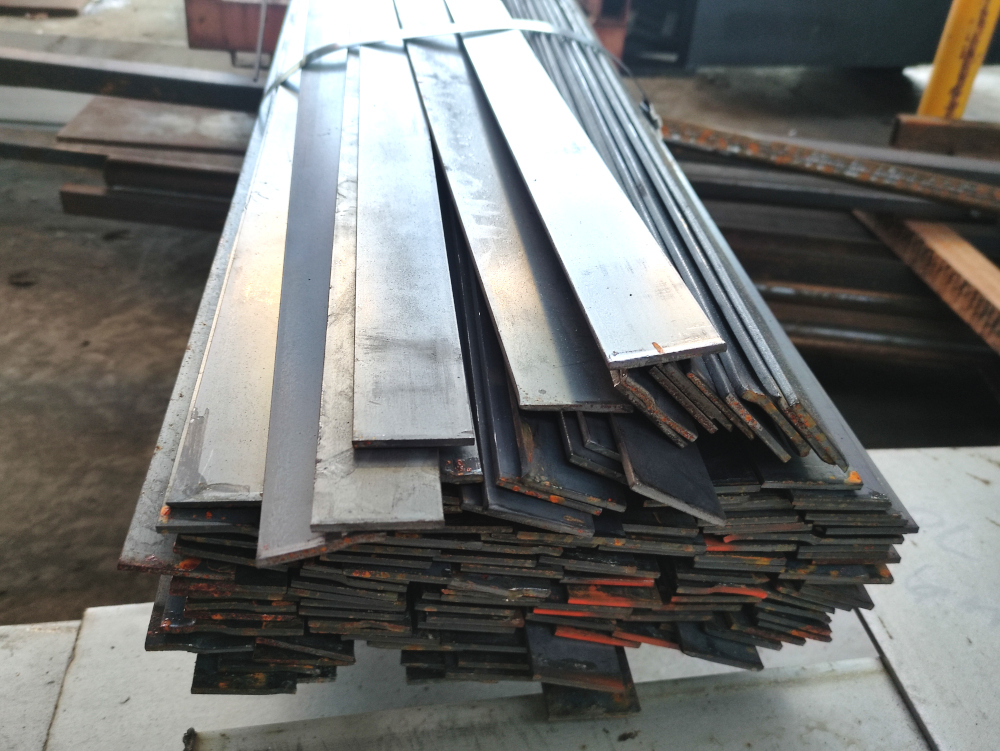 40x4 Lattateräs S235