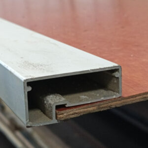 45×21 Alumiiniprofiili 2-L 4,0m pitkä