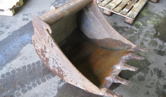 Käytetty kauha 75 cm