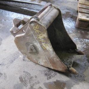 Käytetty kauha 30 cm