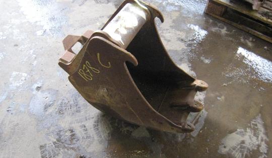 Käytetty kauha 29 cm