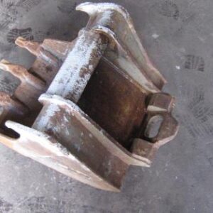 Käytetty kauha 44 cm pi4