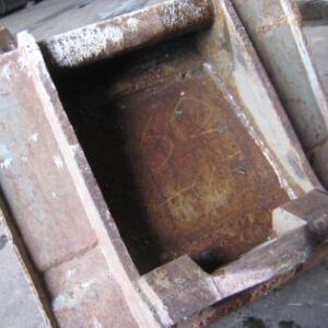 Käytetty kauha 44 cm pi4