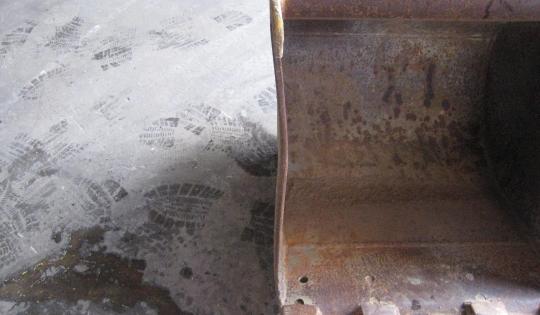 Käytetty kauha 44 cm pi5