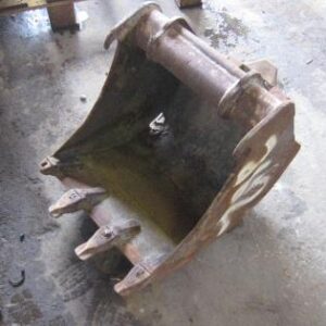 Käytetty kauha 44 cm pi6