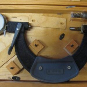 Ulkomikrometri 200-250 mm mittakellolla