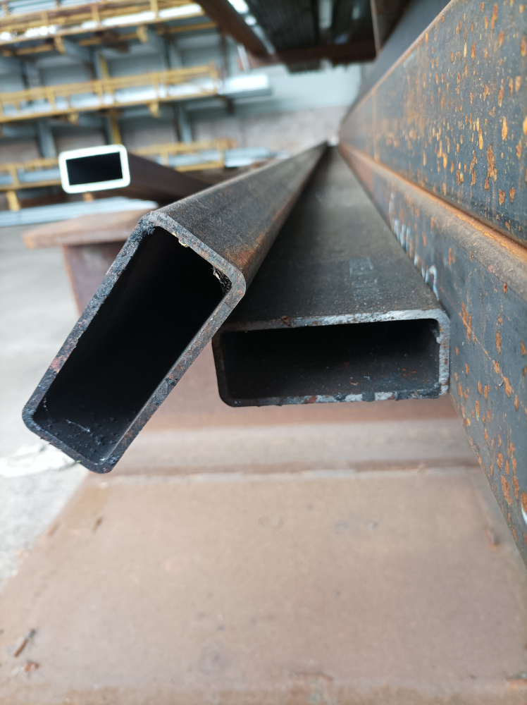 100x40x4 RHS-suorakaideputki S355