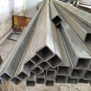 30x30x2 RHS-neliöputki sinkitty