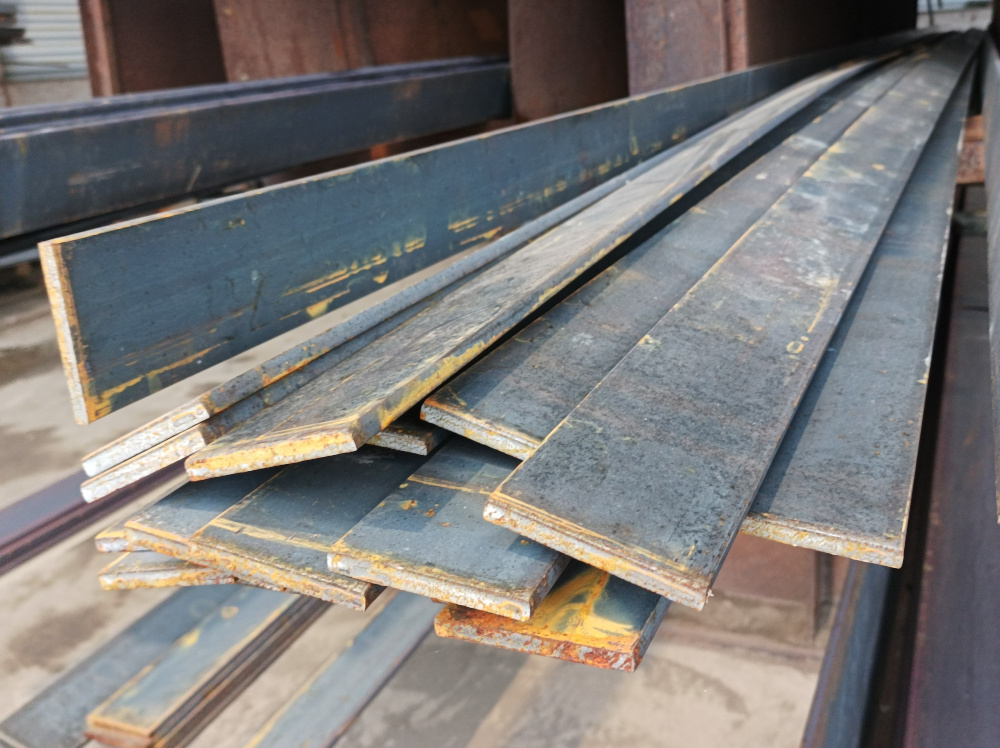 70×8 Lattateräs S235