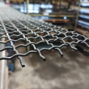 3x1250x2500 Sinkitty verkkolevy (punottu) 20×20 mm reikä