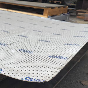 1x1250x2500 RST-reikälevy R4 T12 lievä 2-laatu