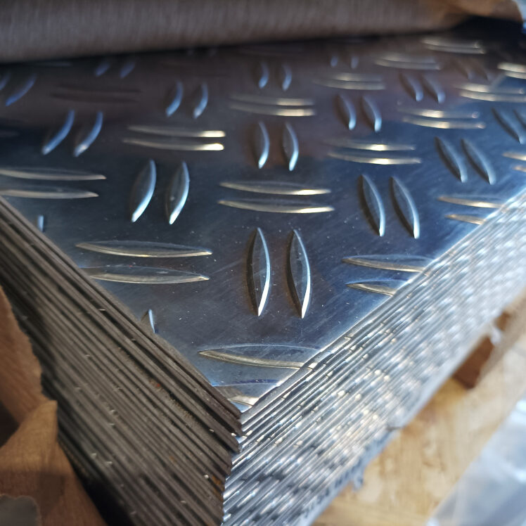 2/3x1000x2000 Alumiiniturkkilevy Duett